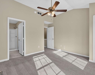 2161 Del Lago Circle Nw - Photo Thumbnail 9