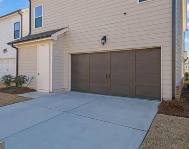 1070 Poppy Pointe - Photo Thumbnail 30