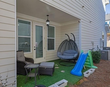 1070 Poppy Pointe - Photo Thumbnail 28