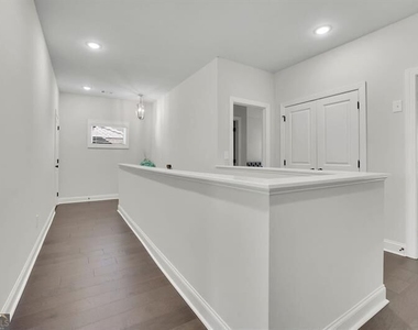1070 Poppy Pointe - Photo Thumbnail 26