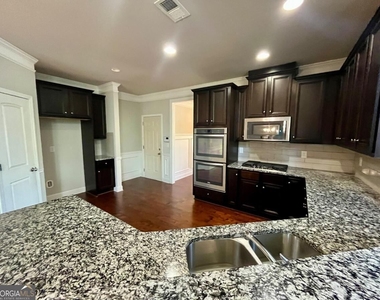 9081 Dawes Crossing - Photo Thumbnail 18