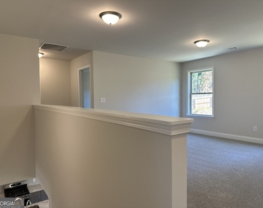 3517 Lockaby Way - Photo Thumbnail 10
