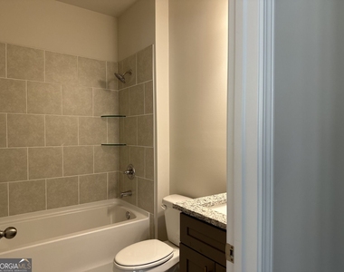 3517 Lockaby Way - Photo Thumbnail 7