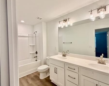 215 Foxhill Drive - Photo Thumbnail 42