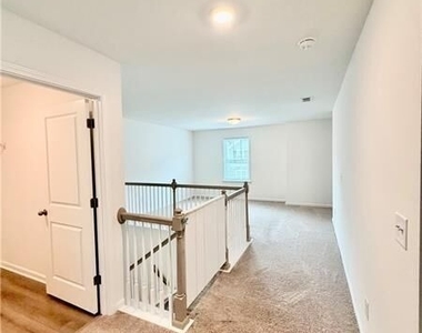 215 Foxhill Drive - Photo Thumbnail 26