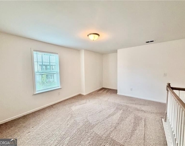 215 Foxhill Drive - Photo Thumbnail 23