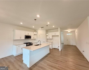 215 Foxhill Drive - Photo Thumbnail 16
