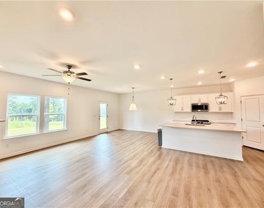 215 Foxhill Drive - Photo Thumbnail 14