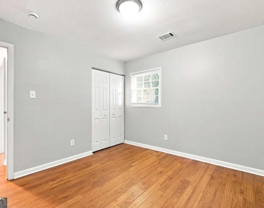 6631 Baldwin Court - Photo Thumbnail 11