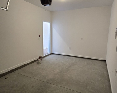 209 Kenoot Drive - Photo Thumbnail 38