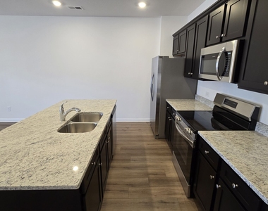 209 Kenoot Drive - Photo Thumbnail 30