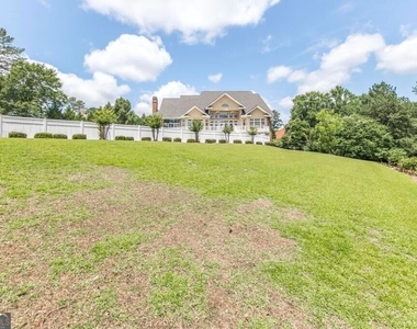 103 Turnberry Court - Photo Thumbnail 6