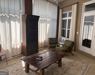 103 Turnberry Court - Photo Thumbnail 15