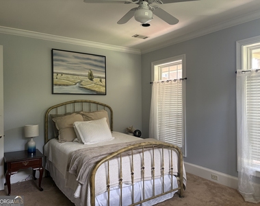 103 Turnberry Court - Photo Thumbnail 11
