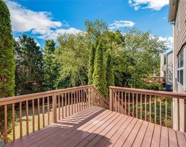 11585 Crossington Road - Photo Thumbnail 33