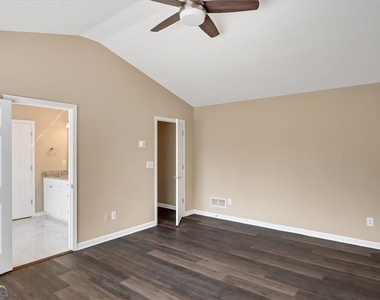 11585 Crossington Road - Photo Thumbnail 20