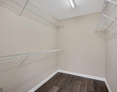 11585 Crossington Road - Photo Thumbnail 22