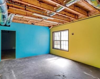 11585 Crossington Road - Photo Thumbnail 34