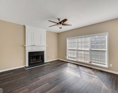 11585 Crossington Road - Photo Thumbnail 10