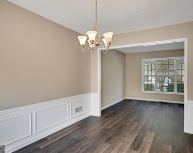 11585 Crossington Road - Photo Thumbnail 4