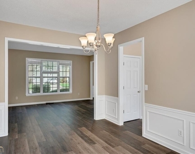 11585 Crossington Road - Photo Thumbnail 5
