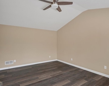 11585 Crossington Road - Photo Thumbnail 28