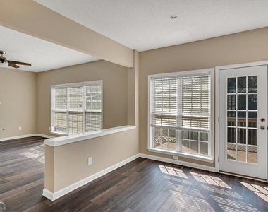 11585 Crossington Road - Photo Thumbnail 11