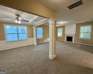 7312 Taloga Lane - Photo Thumbnail 4
