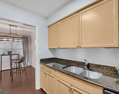1150 Collier Road Nw - Photo Thumbnail 4