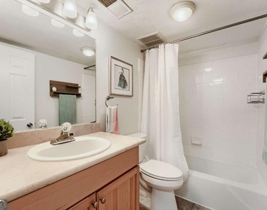 1150 Collier Road Nw - Photo Thumbnail 9