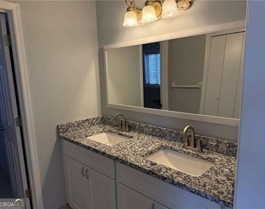 2707 Hawk Drive Ne - Photo Thumbnail 33