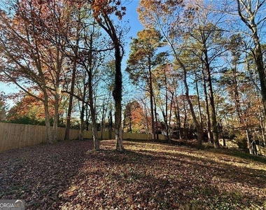 2707 Hawk Drive Ne - Photo Thumbnail 3