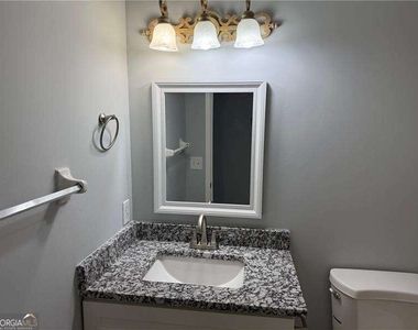 2707 Hawk Drive Ne - Photo Thumbnail 37