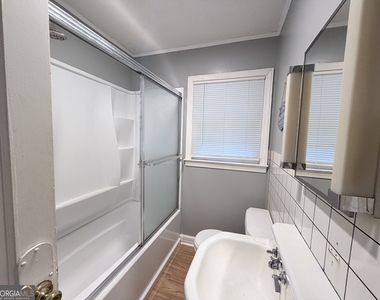 75 Williams Street - Photo Thumbnail 9