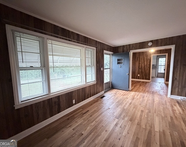 75 Williams Street - Photo Thumbnail 11
