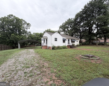 75 Williams Street - Photo Thumbnail 4