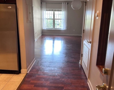 195 14th Street - Photo Thumbnail 1