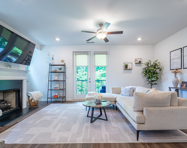 3518 Mount Blue Avenue - Photo Thumbnail 5