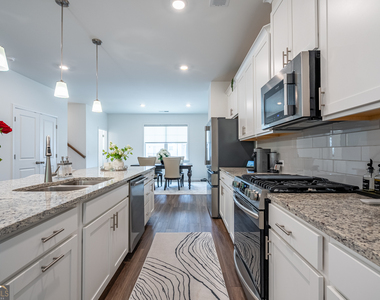 3518 Mount Blue Avenue - Photo Thumbnail 11