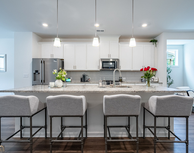 3518 Mount Blue Avenue - Photo Thumbnail 8