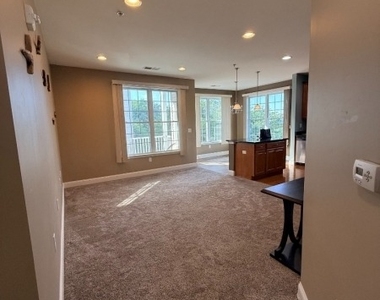 6214 Brookhaven Ct - Photo Thumbnail 8