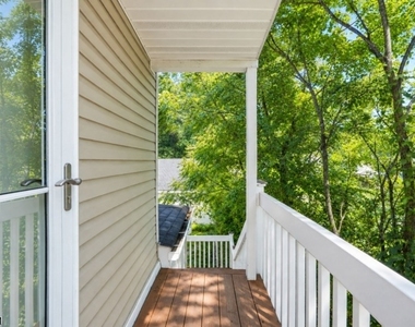 14 Locust St 2nd Floor - Photo Thumbnail 16