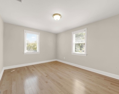 14 Locust St 2nd Floor - Photo Thumbnail 14