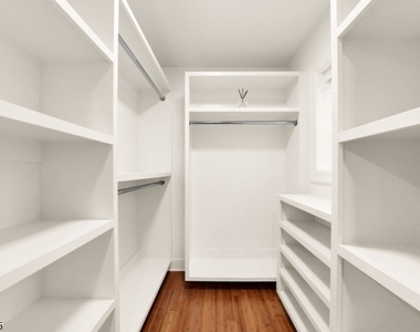 14 Locust St 1st Floor - Photo Thumbnail 15