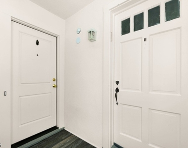 14 Locust St 1st Floor - Photo Thumbnail 3