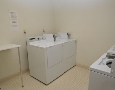 1 Jenny Lind St Unit 28 - Photo Thumbnail 7
