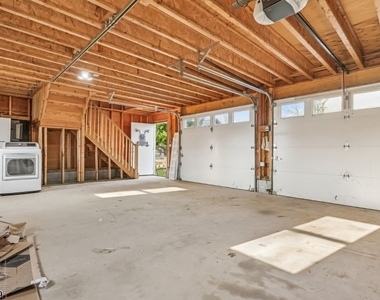171 S Bridge St - Photo Thumbnail 21
