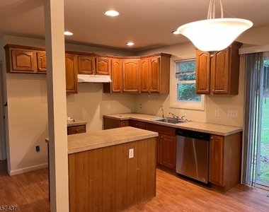36 Jefferson Trl - Photo Thumbnail 1