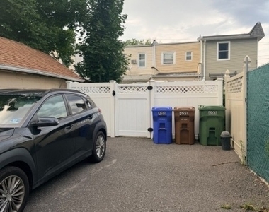 403 N Stiles St - Photo Thumbnail 7