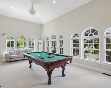 11 Valley Wood Dr - Photo Thumbnail 37